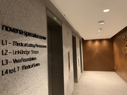 SQUARE 2 (D11), Retail #447408681